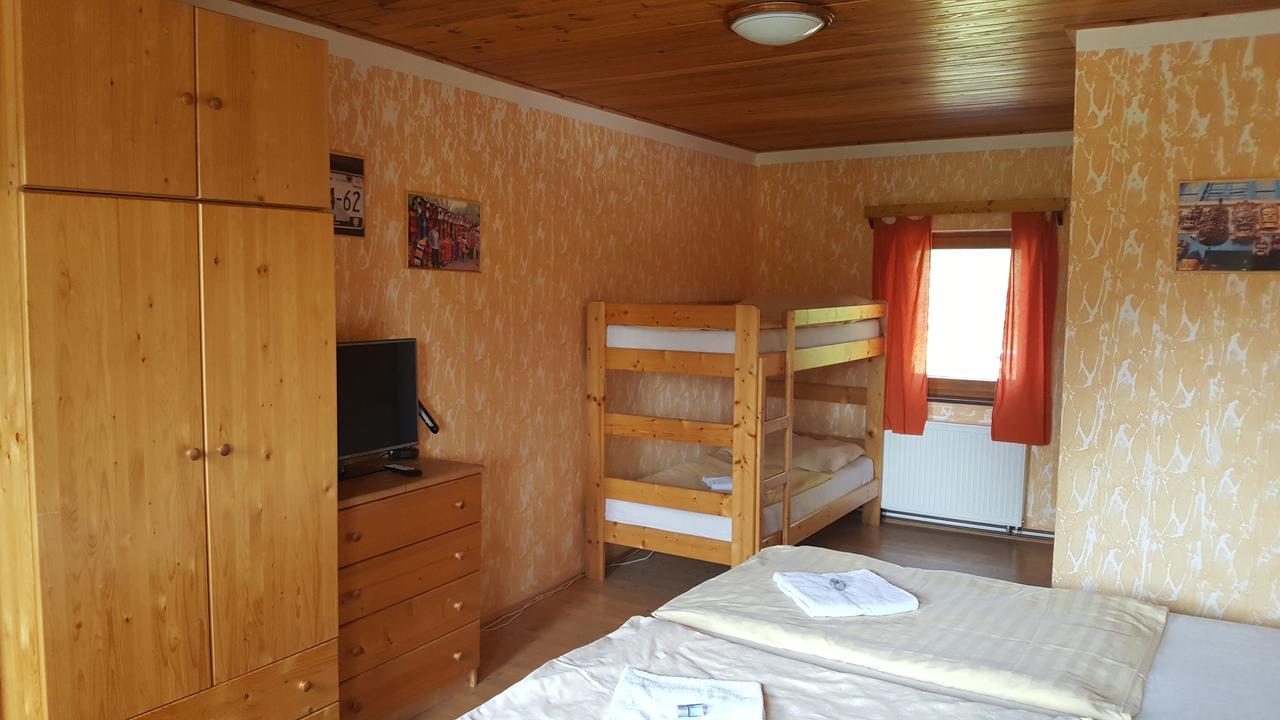 Čtyřlůžkový pokoj